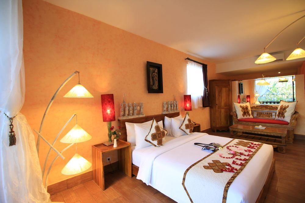 Petit Hotel Bali Убуд Екстер'єр фото