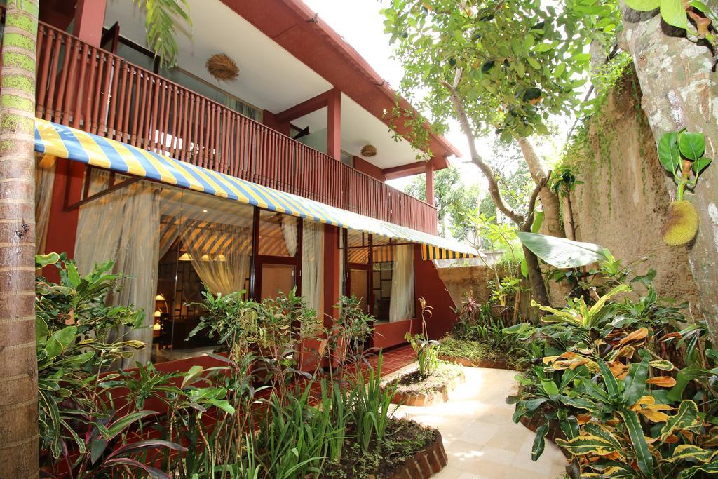 Petit Hotel Bali Убуд Екстер'єр фото