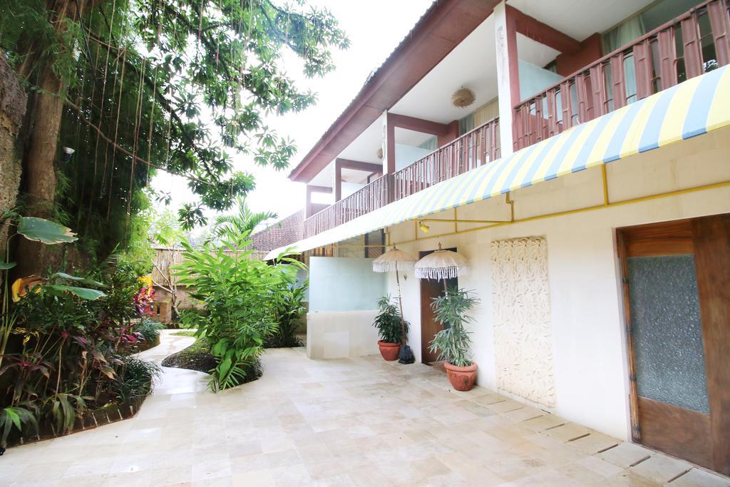 Petit Hotel Bali Убуд Екстер'єр фото