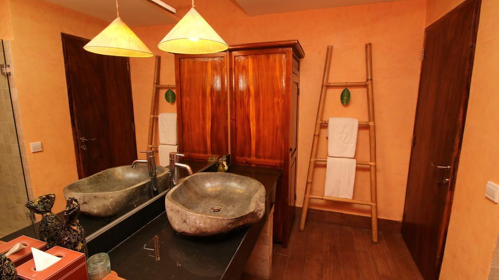 Petit Hotel Bali Убуд Екстер'єр фото